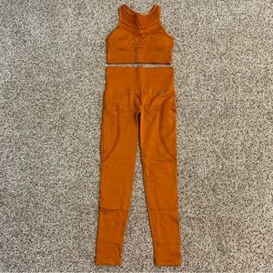 Booty Scrunch Leggings & Seamless Sports Bra